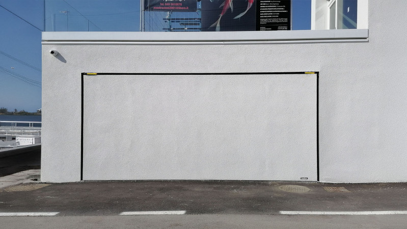 porta bas rasomuro copia.jpg